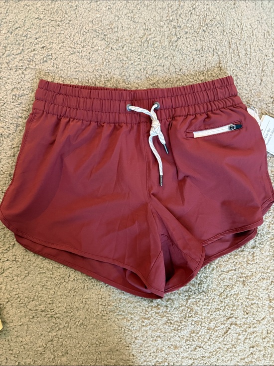 Vuori Pants - Vuori Clementine Shorts